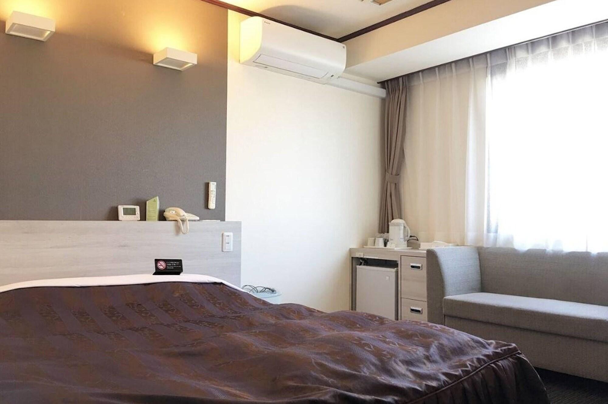 Hotel Monteroza Ohta Ота Екстер'єр фото